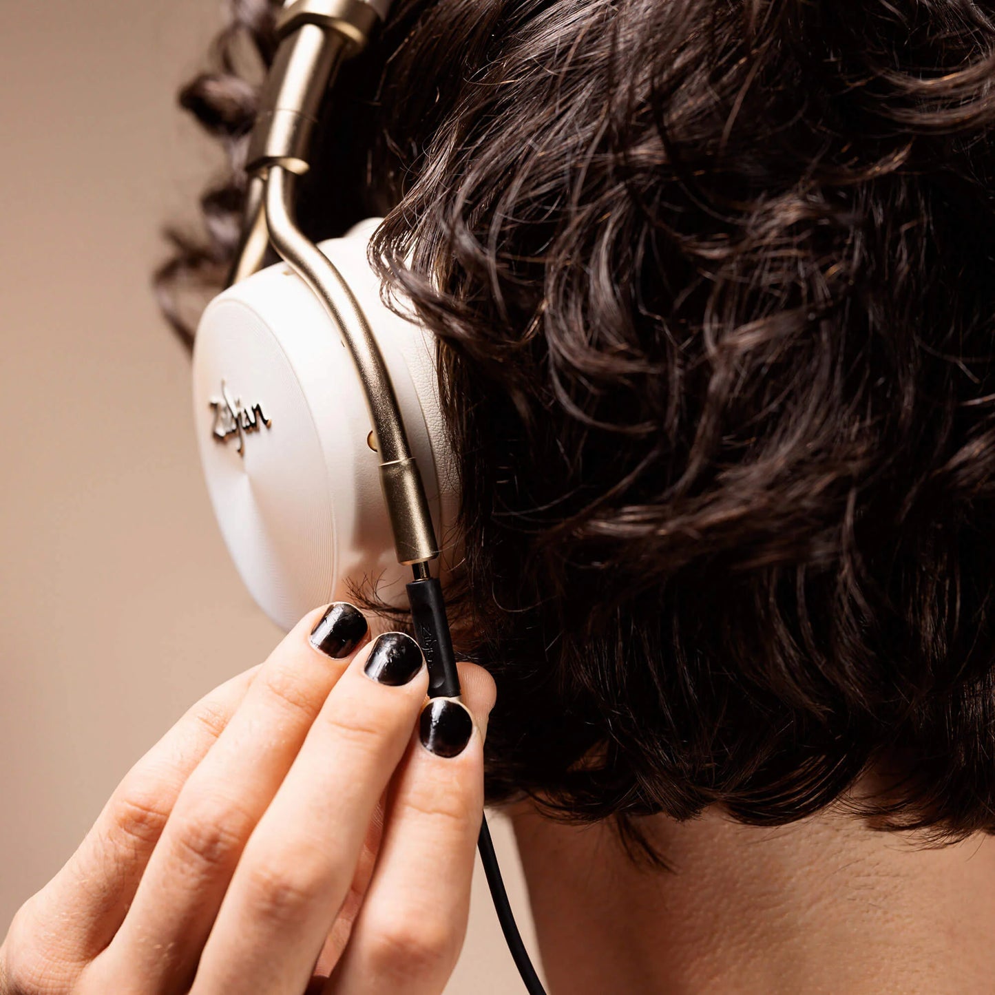 ALCHEM-E Perfect Tune Headphones