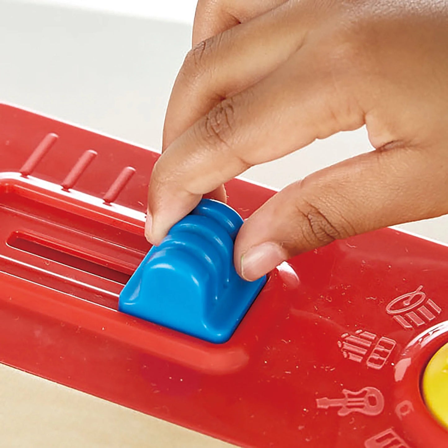 : DJ Mix & Spin Studio - Lights & Sounds Music Toy, 18 Key Keyboard, Sound Effects, Tempo & Scratch, Musical Instrument, Baby-Toddler-Kids Age 1+