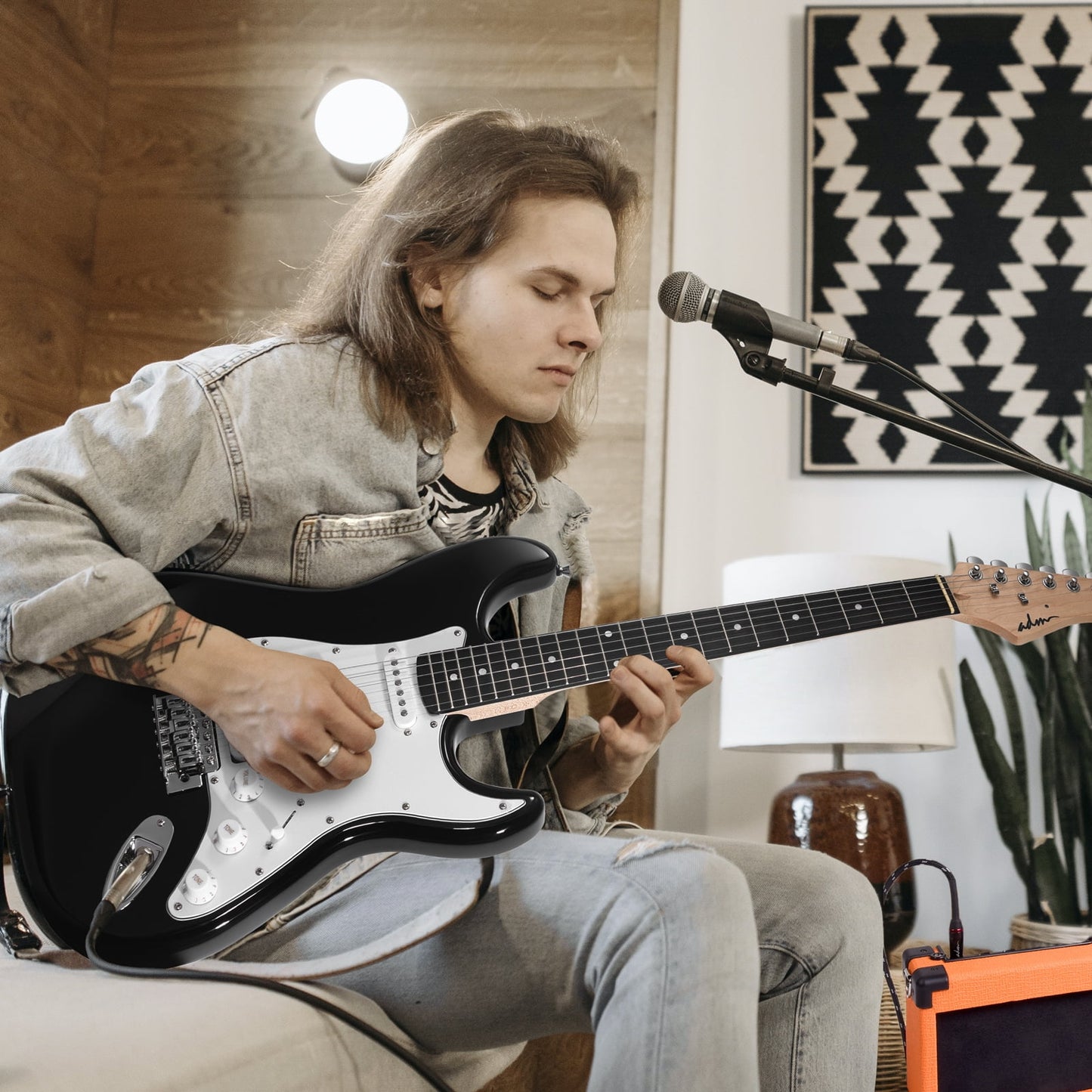 Electric Guitar Solid-Wood Body 39" Beginner Guitar Kit with Amplifier, Bag, Strap, String, Tuner, Cable, Picks and Free Lesson, Black
